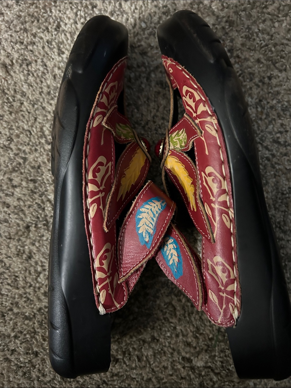 Elite by Corkys Red Floral Cutout Clogs, Size 41. - Picture 3 of 6